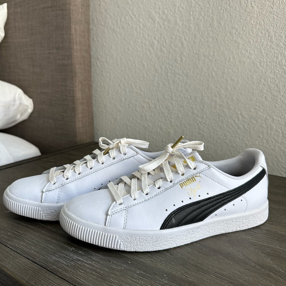 Puma Clyde sneakers